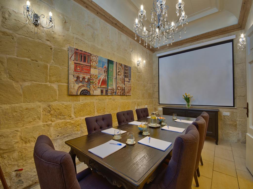 Julesy'S Bnb Cospicua Exterior photo