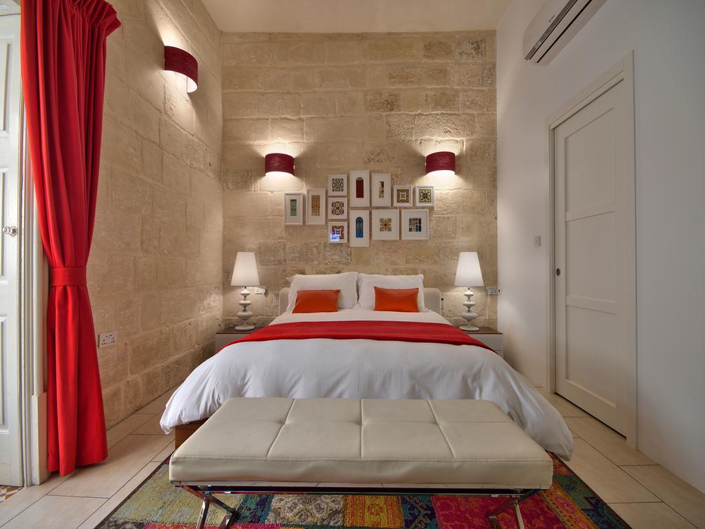 Julesy'S Bnb Cospicua Exterior photo