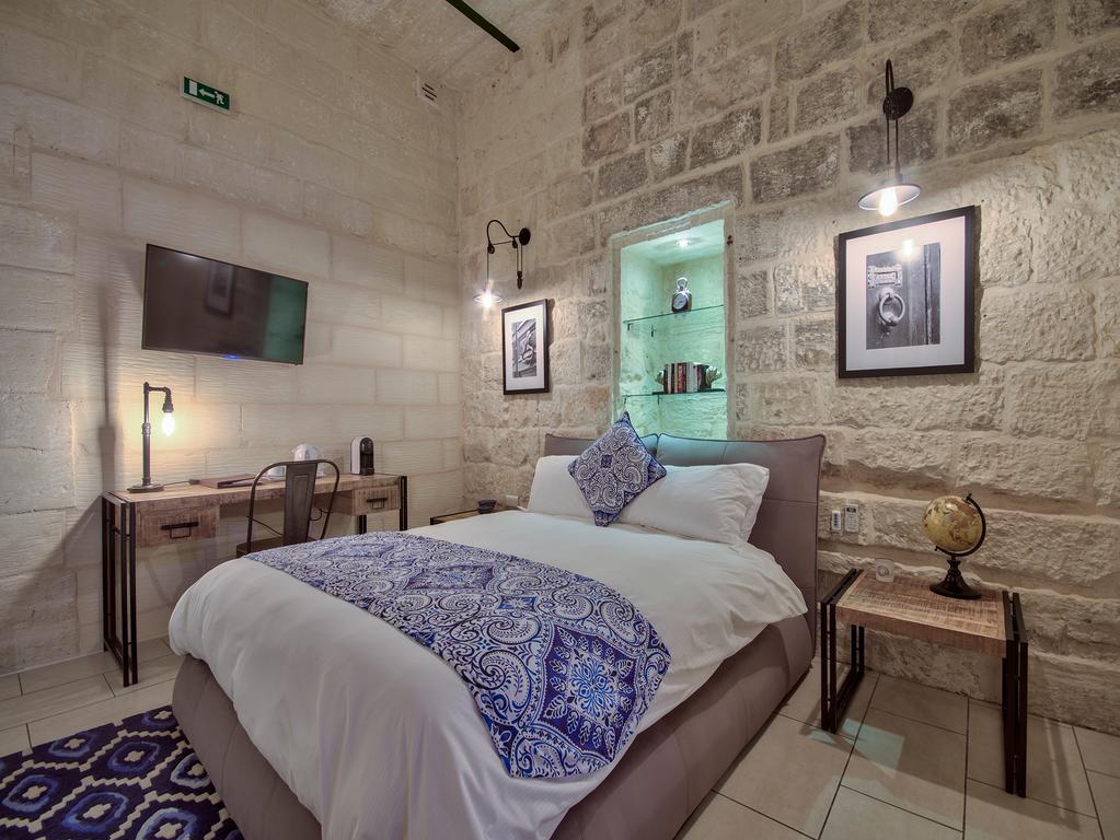 Julesy'S Bnb Cospicua Exterior photo