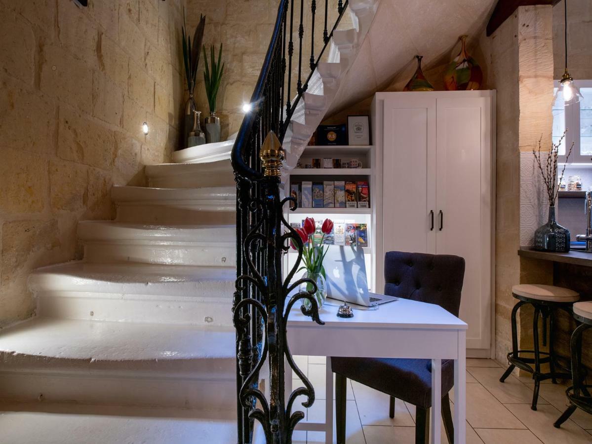 Julesy'S Bnb Cospicua Exterior photo